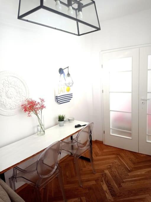 Apartament Old Praga Wi-Fi 300Mb Warszawa Zewnętrze zdjęcie